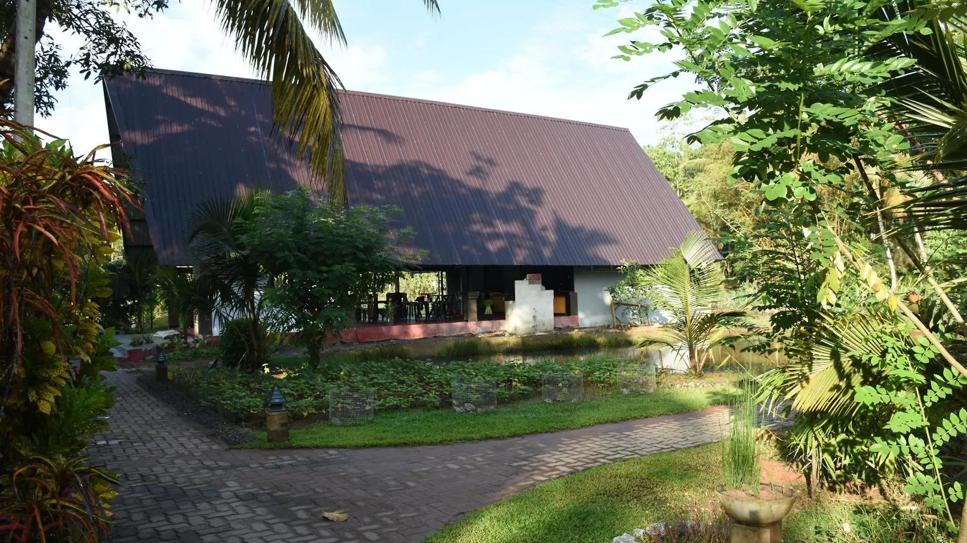 Hotel Steps Garden Resort Negombo